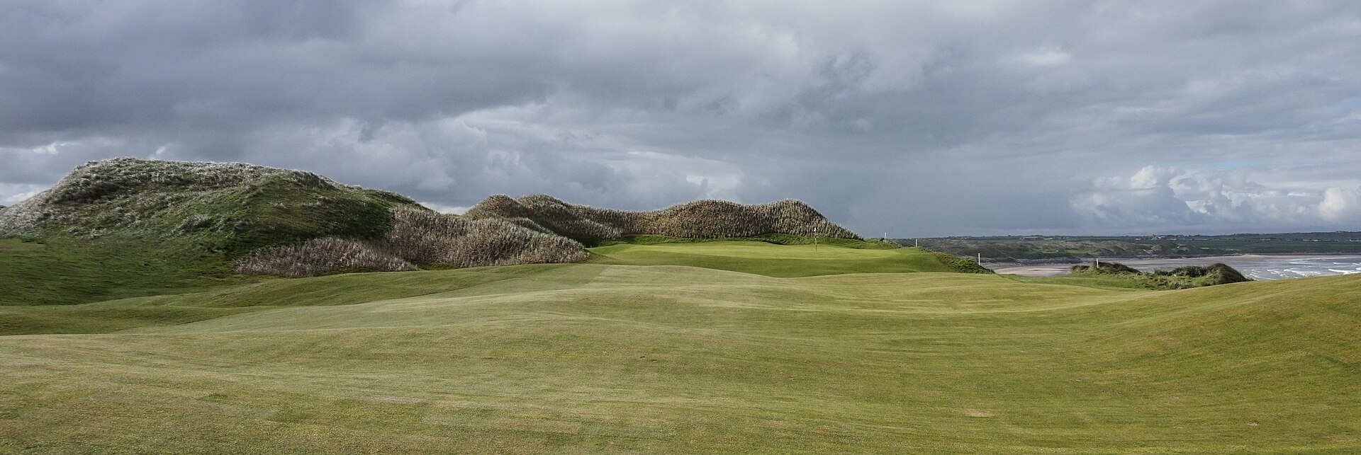 Seventh hole above the Atlantic at Ballybunion Golf Club