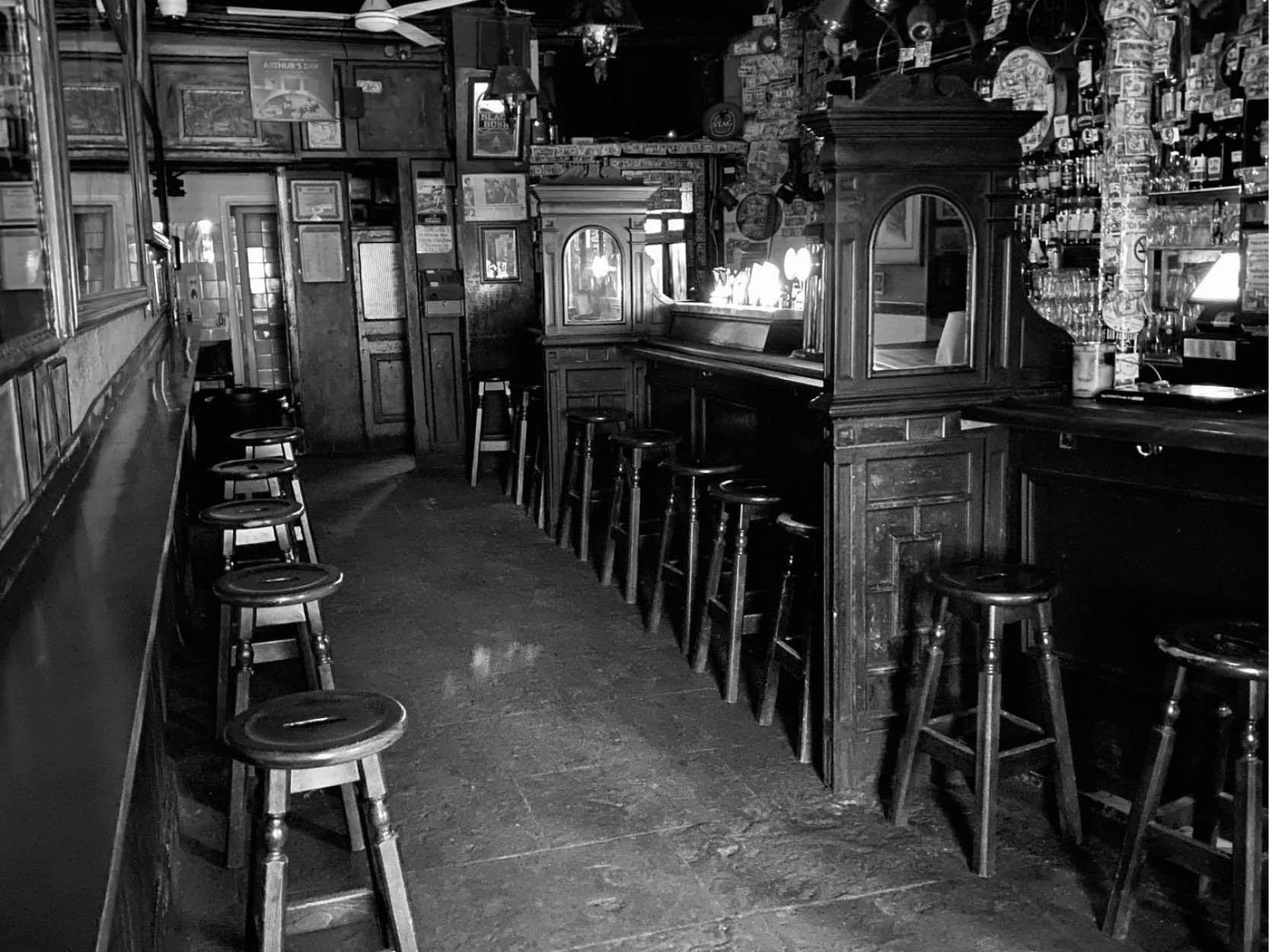 The long bar and carved antique bar back at O'Donoghue's
