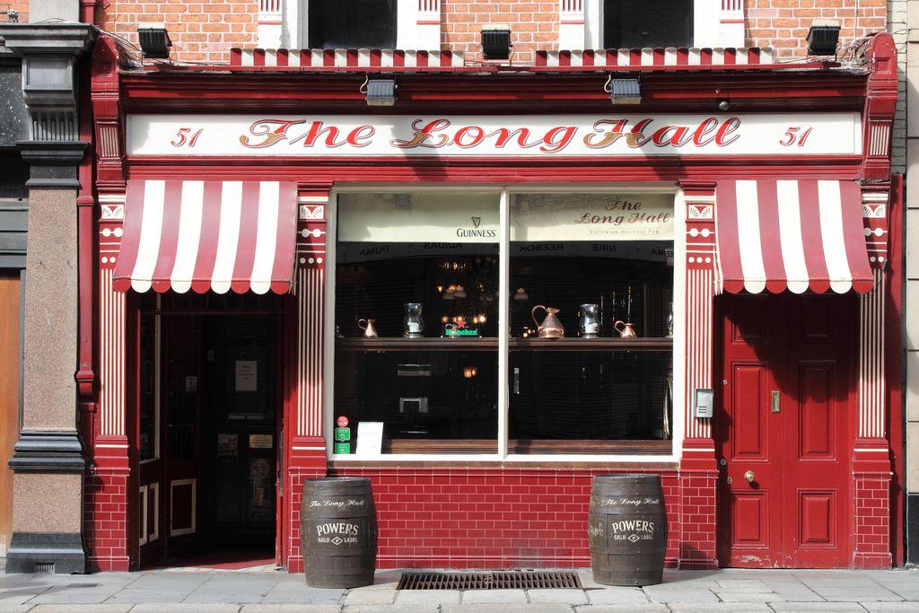 The Long Hall in South Great George's Street, Dublin 2