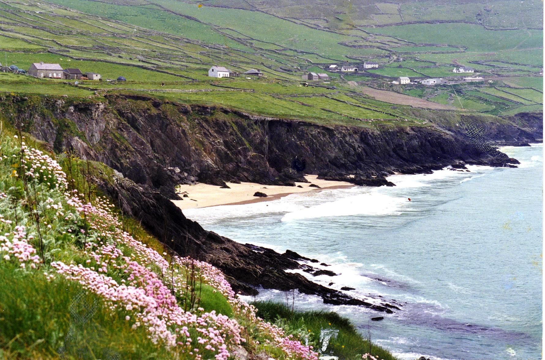 Coumeenoole, the small wild beach below Slea Head