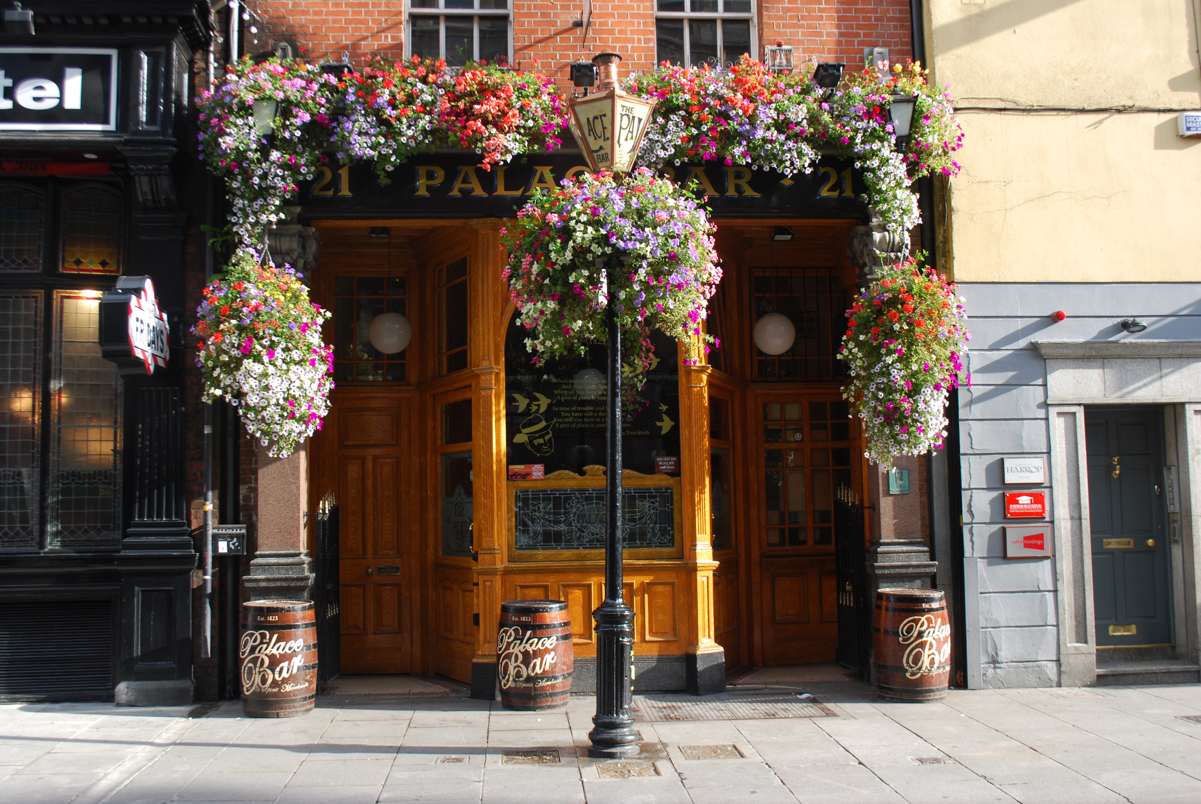 The Palace Bar